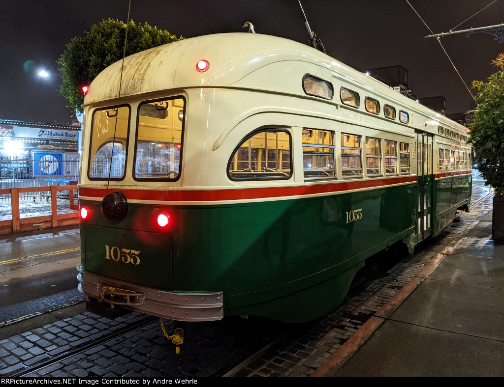 Rear view of F Market car 1055